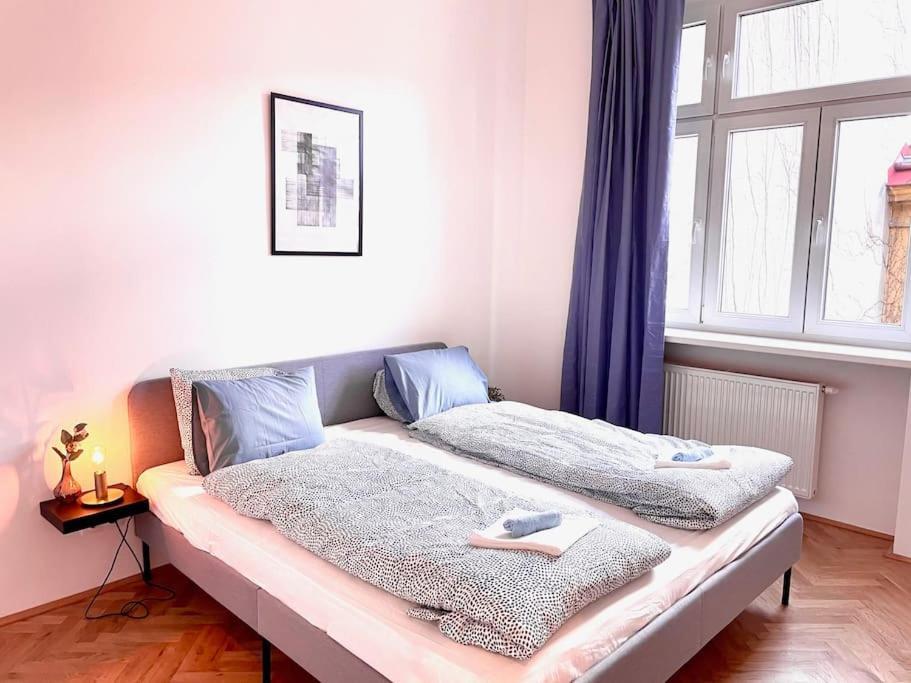 Brand New Spacious & Stylish Aptmt In City-Centre Виена Екстериор снимка